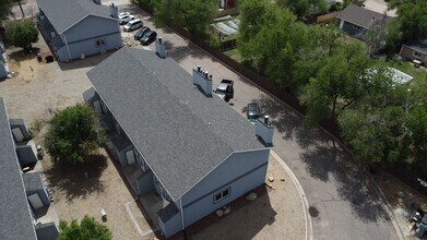 Building Photo - 223 N Race St