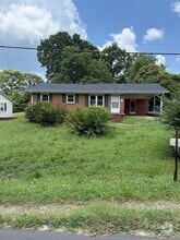 Building Photo - 5921 Princeton Ave