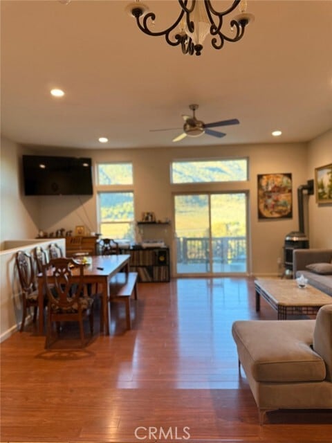 Building Photo - 1324 Pinetree Dr