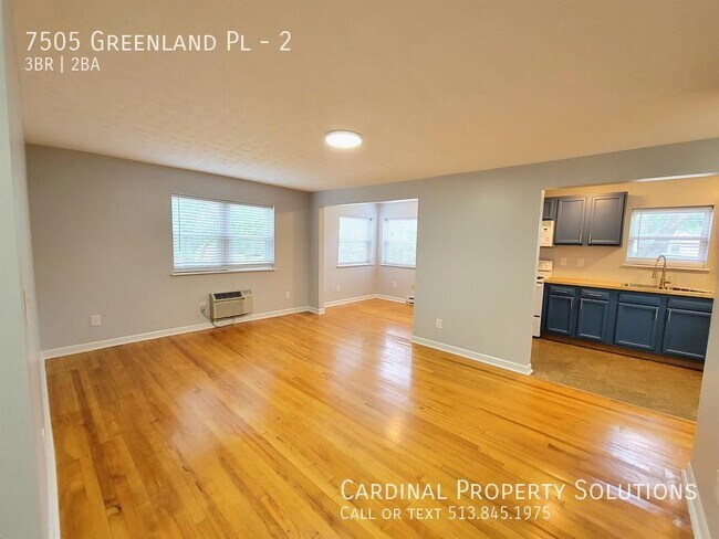 Foto del edificio - NEWLY UPDATED 3BEDROOM APARTMENT!