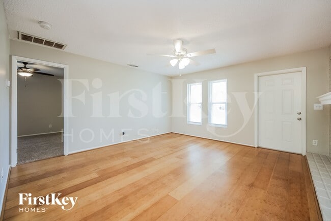 Foto del edificio - 727 SE 9th Pl