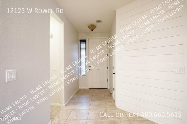 Building Photo - Coldwater Ranch Gem with Modern Upgrades a...