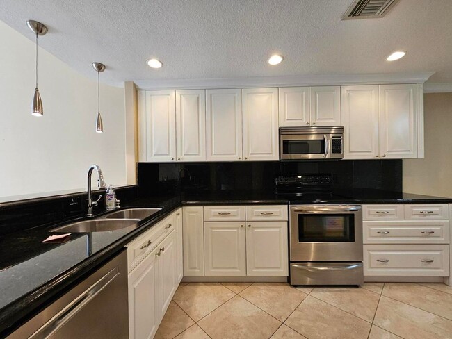 Photo - 7526 Pinewalk Drive S 174, Margate, FL 33063 - 8119 House