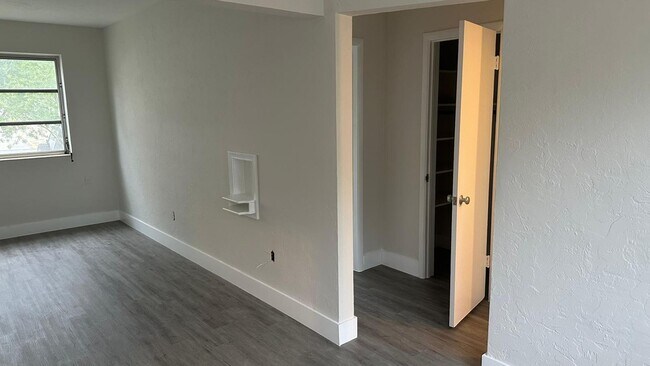 Foto del edificio - Santillane | Coral Gables (Residential / near Business District – North Ponce/Douglas area)