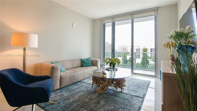 Building Photo - 300 Sunny Isles Blvd