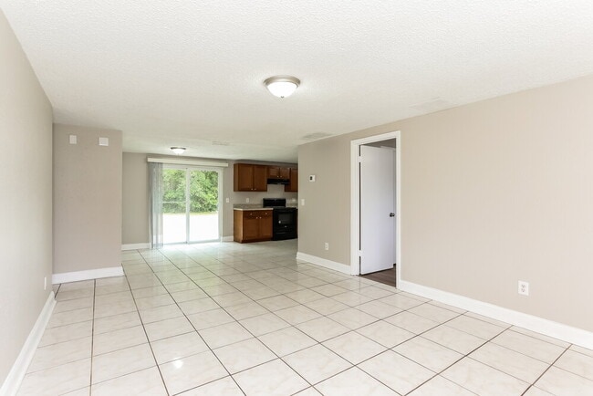 Foto del edificio - 11075 Bluehill Dr