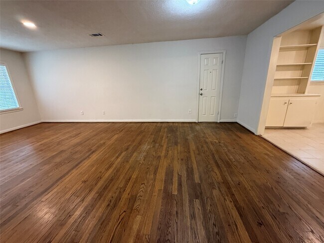 Foto del edificio - 2310 Pecos St