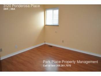 Building Photo - 3120 Ponderosa Pl