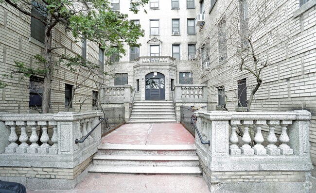 Foto del edificio - 155-165 E Mosholu N