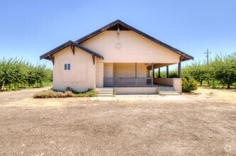 Building Photo - 2962 De Wolf Ave