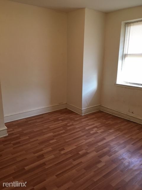 Foto del edificio - 709 E Church Ln