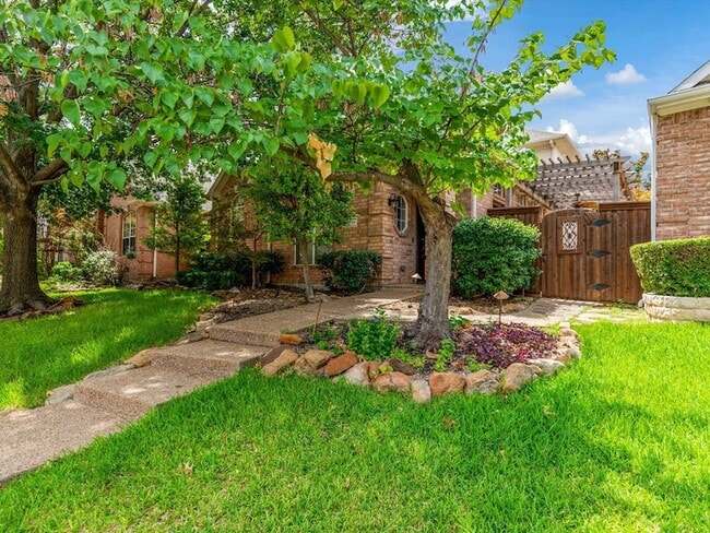 Building Photo - 8129 Springmoss Dr