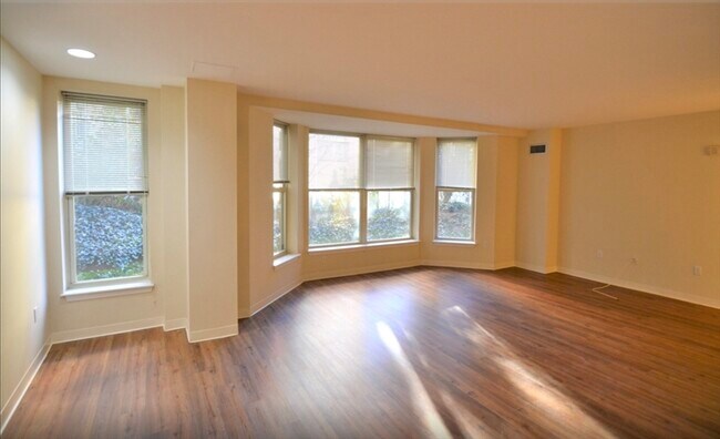 Foto del edificio - 75 Peterborough St