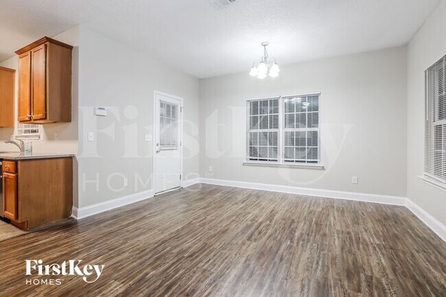 Building Photo - 1130 E Shoreview Rd