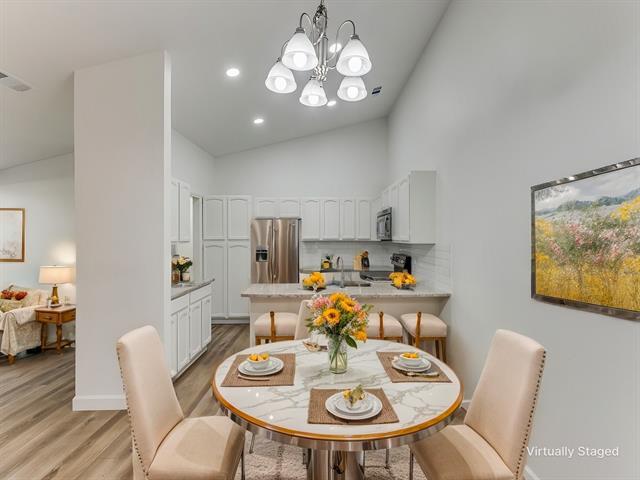 Foto del edificio - 4206 Spring Meadow Ln