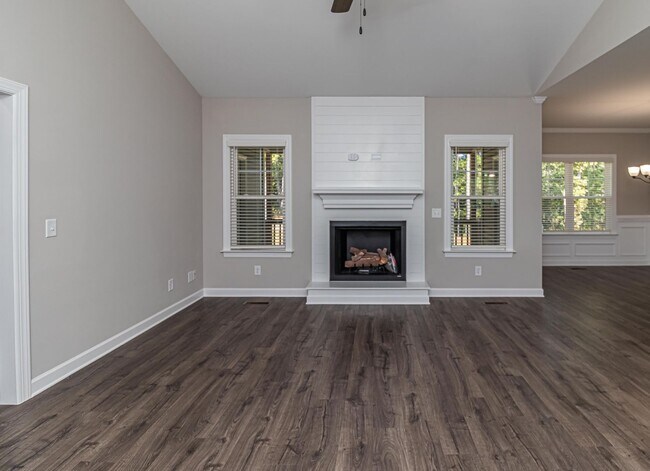 Foto del edificio - 3 Bed/2 Bath Home - New Construction in Sm...