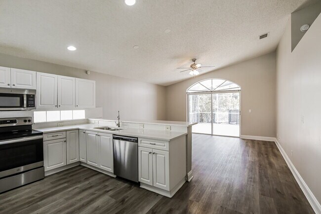 Foto del edificio - 18200 SW 6th St