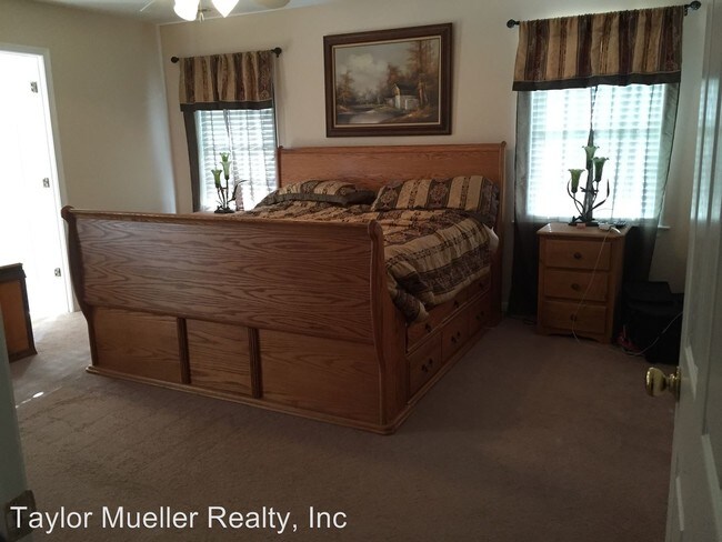 Building Photo - 3 br, 2 bath House - 107 Indian Woods Rd