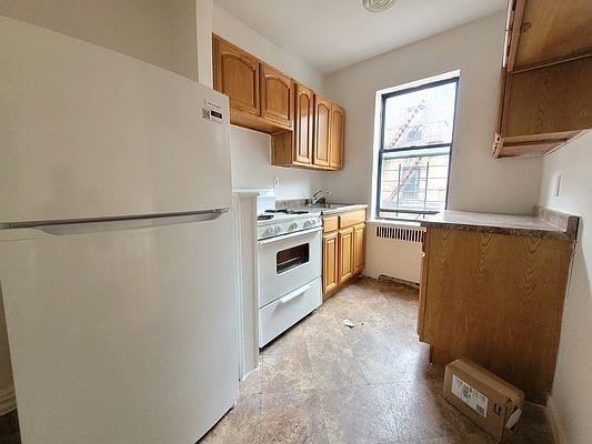 Building Photo - 1 bedroom in BRONX NY 10457