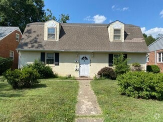 Building Photo - 3004 Douglasdale Rd