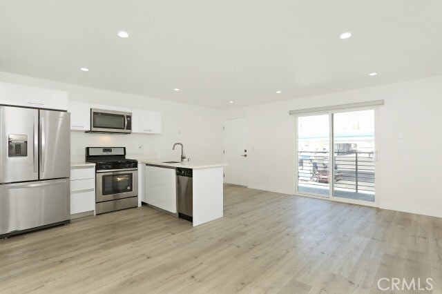 Foto del edificio - 6745 Laurel Canyon Blvd