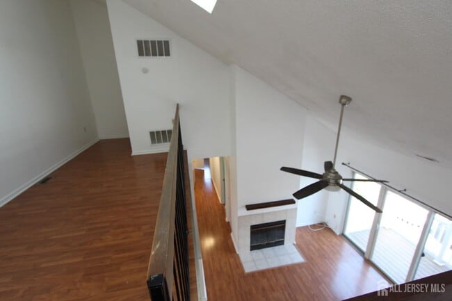 Building Photo - 7714 Tamarron Dr