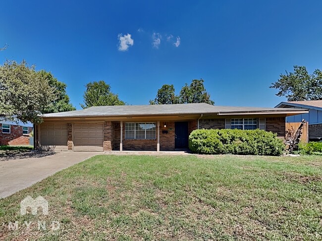 Building Photo - 1308 Lyric Dr