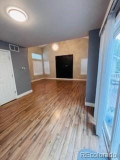 Foto del edificio - 6973 Summerset Ave