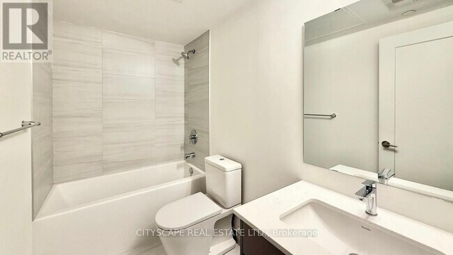 Building Photo - 2 Manderley Dr