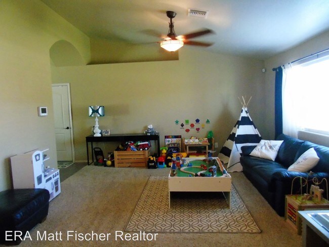 Building Photo - 4 br, 3 bath House - 6257 E 47th St