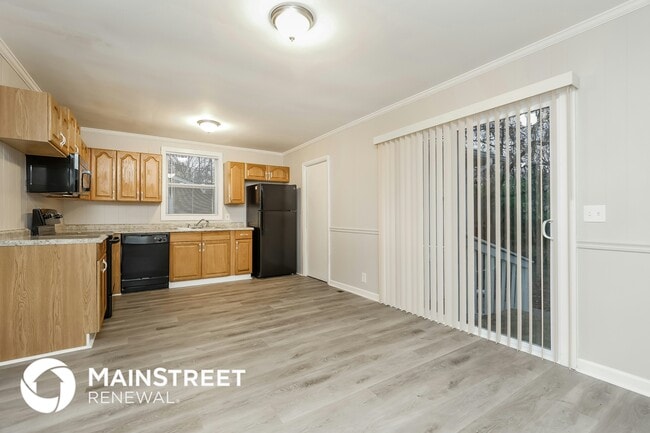 Building Photo - 768 Rowan Dr