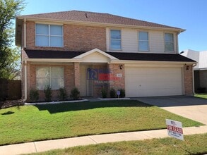 Building Photo - 313 Dakota Ridge Dr