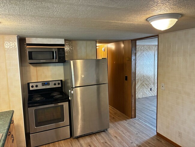 Foto del edificio - 7621 Sunwood Dr