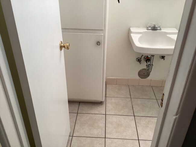 Foto del edificio - 248 S Vista Bonita Ave