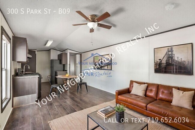 Foto del edificio - 300 S Park St