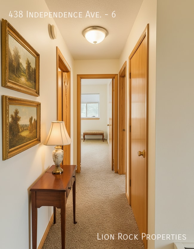 Building Photo - 438 Independence Ave N