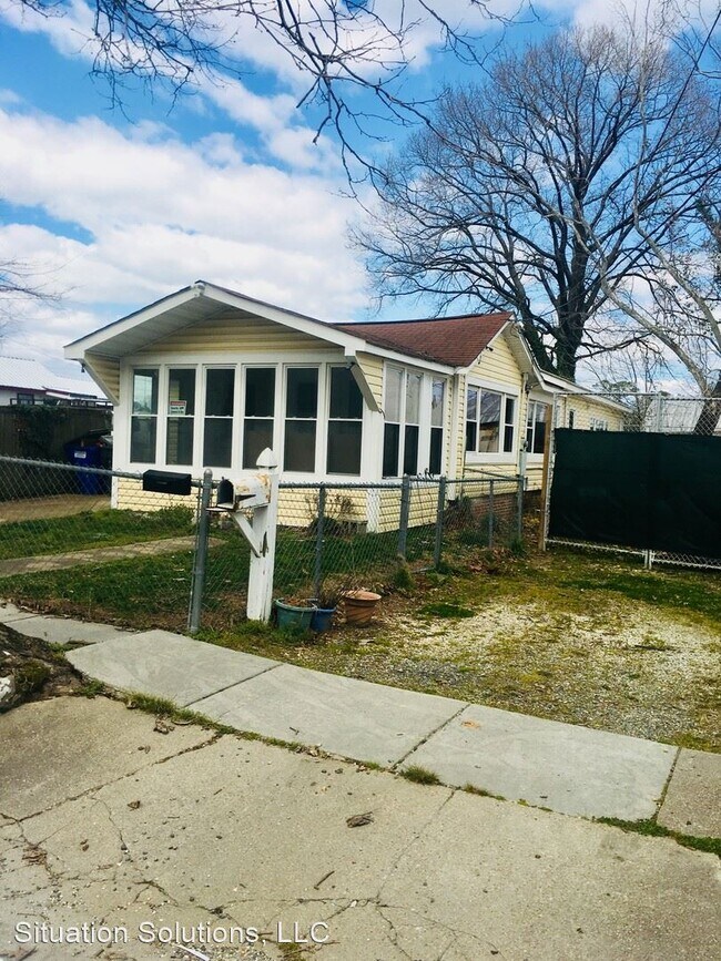 Building Photo - 2 br, 2 bath House - 3510 Westminster Ave