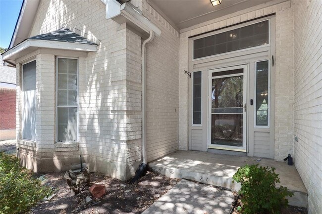 Building Photo - 8302 Cambria Dr