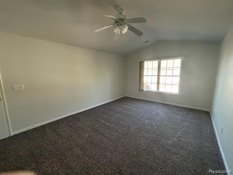 Building Photo - 736 Amberly Dr