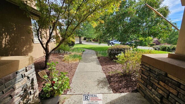 Foto del edificio - 2665 Aberdeen Ln