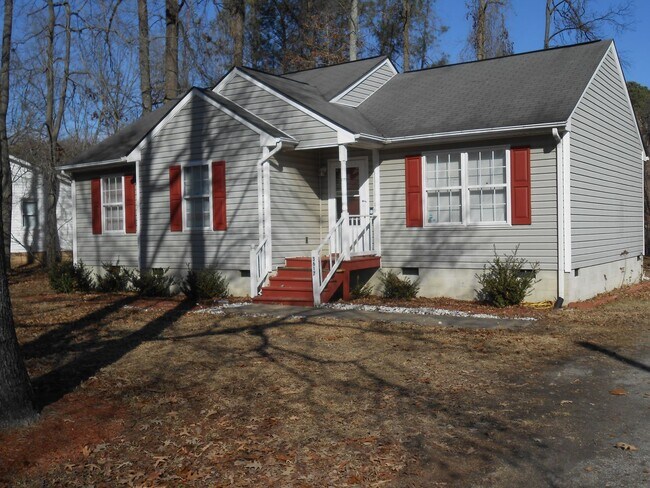 Foto del edificio - Rancher, 3 Bedrooms, 2 Full Baths. Minutes...