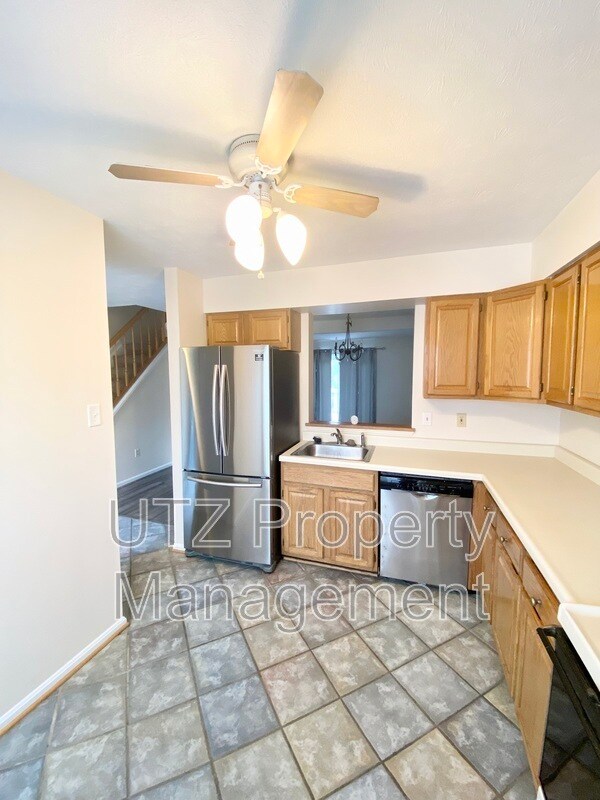 Building Photo - 468 Palmer Terr