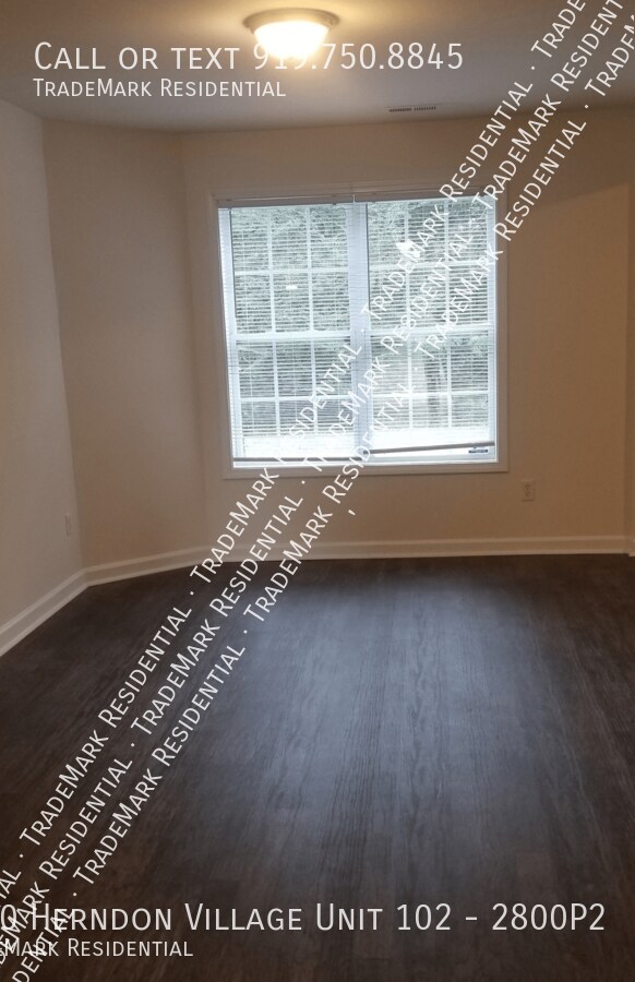 Foto del edificio - 2800 Herndon Village Way