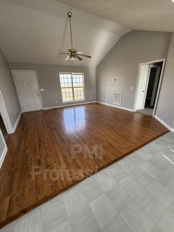 Building Photo - 3180 Veals Rd