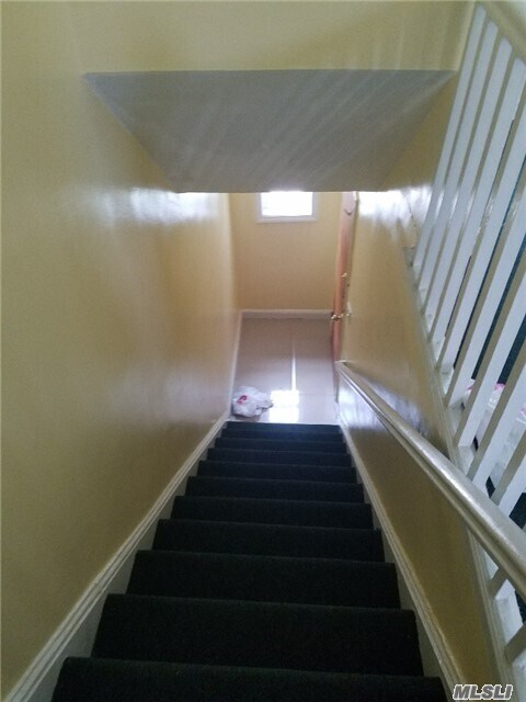 Foto del edificio - 223-40-223-65 65th Ave