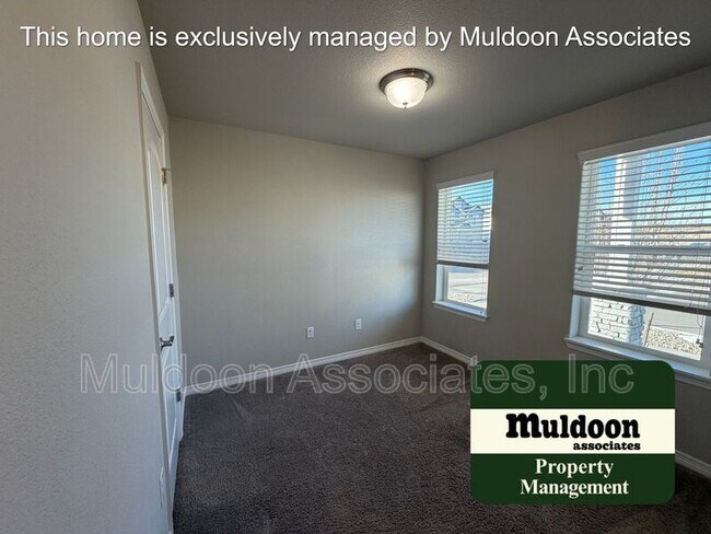 Foto del edificio - 7911 Ainsley Park Pl