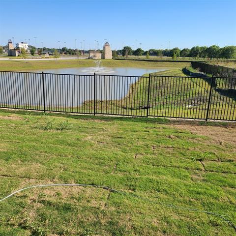 Foto del edificio - 517 Harbor Oaks Dr