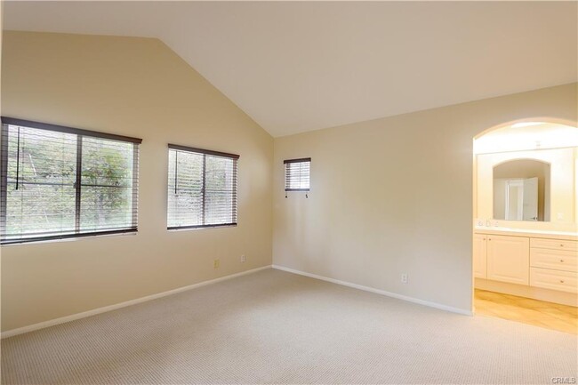 Building Photo - 1 Firenze Ct