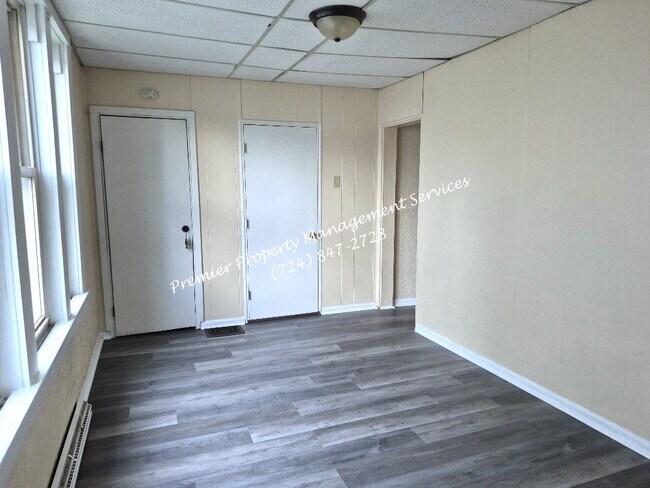 Foto del edificio - 2412 7th Ave