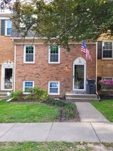 Building Photo - 11295 Edgemoor Ct